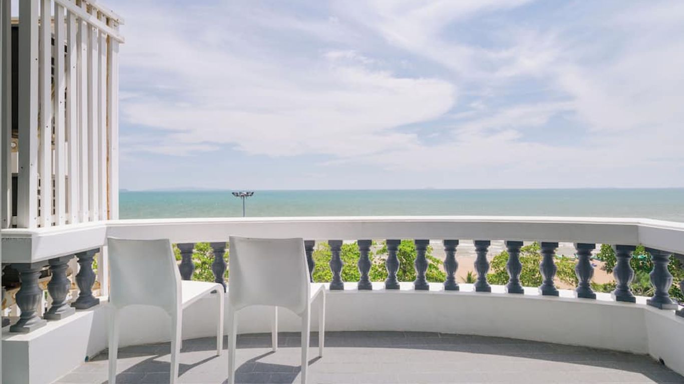 จอมเทียน ไฮโซเทล