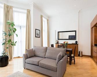 Presidential Apartments Kensington - London - Wohnzimmer