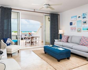 Sea Dreams - Jr 1 bdrm with Panoramic Ocean views! - The Bight Settlements - Sala de estar