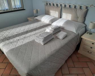 B&B Vignola - Levanto - Habitación