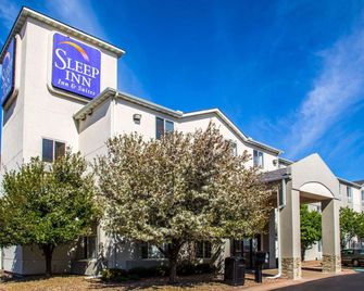 Sleep Inn and Suites Davenport - Quad Cities - דאבנפורט - בניין