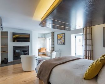 هوتل لو برايوري - كويبيك ستي - غرفة نوم