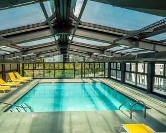 Breakers Hotel & Suites - Rehoboth Beach - Piscina
