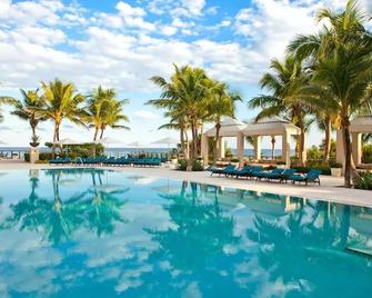 Ritz-Carlton Singer Island, Palm Beach-Elegant Private Beachfront - West Palm Beach - Pool