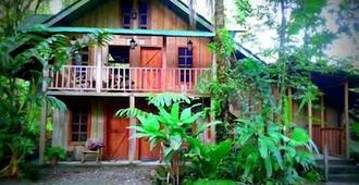 La Gamba Rainforest Lodge - Golfito - Building