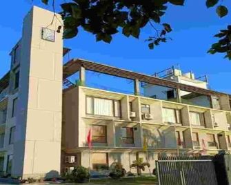 Chang's Garden & Resort - Golāghāt - Edificio