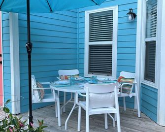 Cumberland Queen Cottage - St. Marys - Terasa