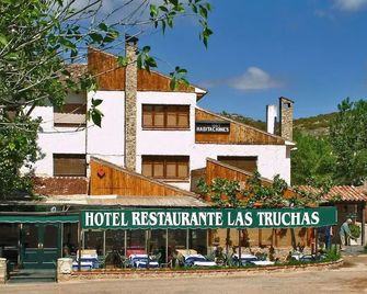 Hotel Las Truchas - Nuevalos - Будівля
