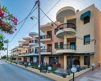 Toroni Blue - Toroni - Building