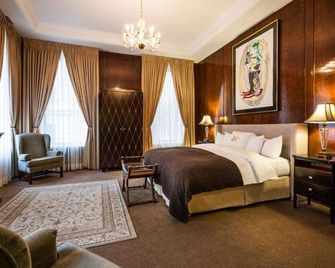 لوتيل - مونترال - غرفة نوم