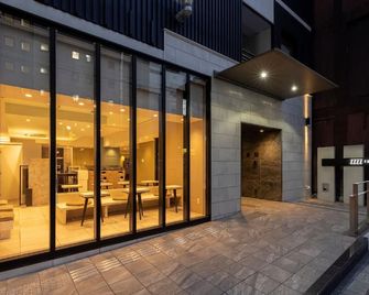 Fourz Hotel Kintetsu Osaka-Namba - Osaka - Bina