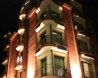 Hotel Sofia - Pomorie - Gebäude