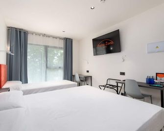 Arena Zone Hotel - Valencia - Habitación