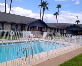 Golfers Paradise - Mission - Pool