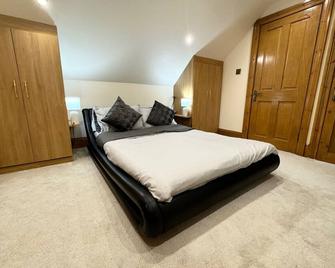 Cozy Cottage Retreat in Glasgow - Glasgow - Bedroom