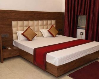 Hotel New M I Plaza - Gaya - Ložnice
