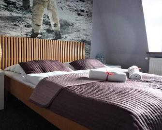 Explorer B&B Old Town Rooms & Apartment #don't be a tourist, be an Explorer! - Πόζναν - Κρεβατοκάμαρα