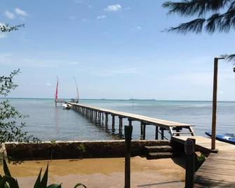 Sea Terrace Joglo - Cemara Cottage - Karimunjawa - Beach