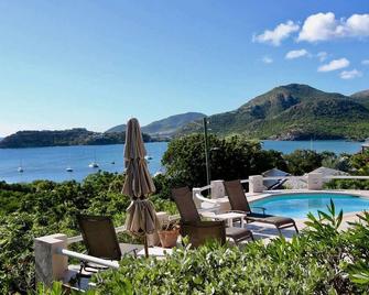 The Garden House, 2 bed and bath, private pool, Views, Walk to Marinas and Beach - English Harbour - Pool