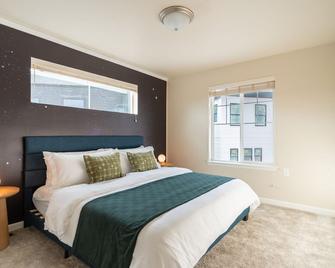 Colorado Haven: 5bd - Pool & Foosball - 10min UCB - Superior - Bedroom