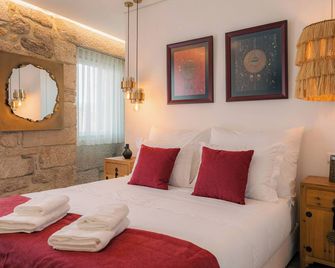 Aquénio do Ouriço - Sernancelhe - Habitación