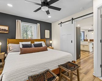 The Restful Retreat | 1Bed/1Bth Home | King Bed | Luxury Bath - Rock Hill