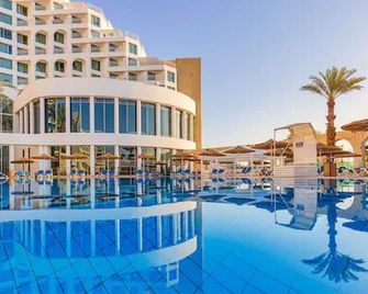 מלון דניאל ים המלח - ים המלח - בריכה