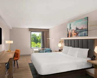 La Quinta Inn & Suites by Wyndham Nashville Airport/Opryland - Nashville - Bedroom