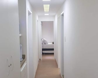 Quarto Privativo em Condominio - Rio de Janeiro - Hallway