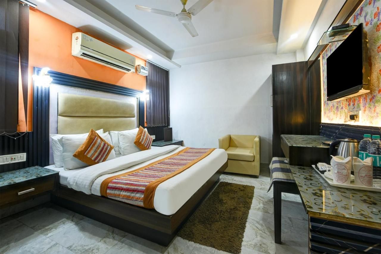 Hotel Shri Vinayak in City Centre at New Delhi Railway Station-By RCG Hotels thumbnail 2