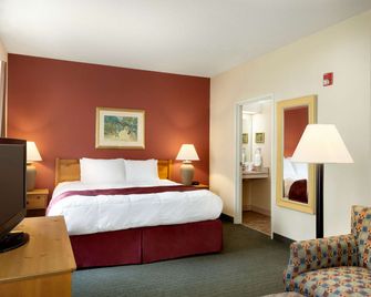 Baymont by Wyndham Wichita East - Wichita - Sypialnia