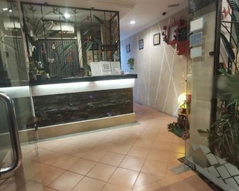Mine Hotel - Seri Kembangan - Recepce
