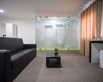 Sh Boutique Hotel - São Tomé - Obývací pokoj