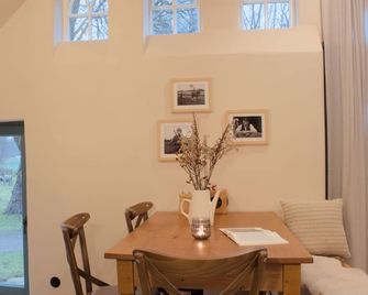 Ferienwohnung - De Deelstuuv - Worpswede - Essbereich