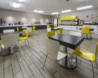 Bridgepointe Inn & Suites - Council Bluffs - Restaurant