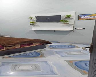 Hotel O King Hotel - Palwal - Bedroom