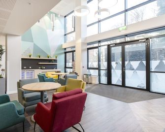 Yugo Explore - Ardcairn House - Dublin - Lobby