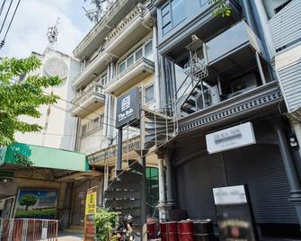The Bob Hostel - Bangkok - Building