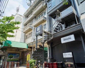 The Bob Hostel - Bangkok - Building