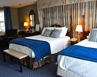 Inn at Mystic - Mystic - Bedroom