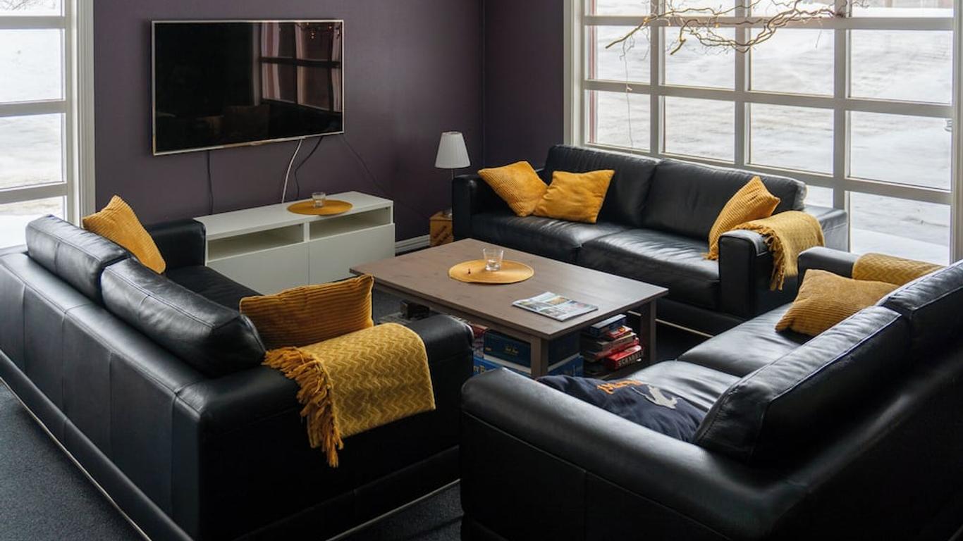 أوستبو هوتل