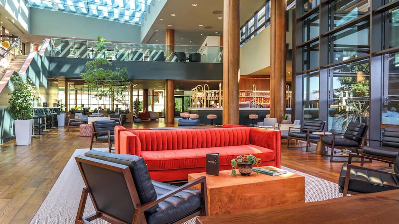 ذي أورتشارد هوتل آند ريستورانت