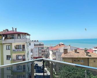Trabzon Gloria Suite Hotel - Trabzon - Balkon