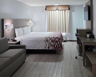 Days Inn by Wyndham Camden AR - Camden - Bedroom