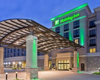 Holiday Inn Kansas City - Northeast - Kansas City - Building