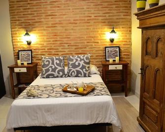 هوتل جاليريا لا ترينيداد - كارتاخينا دي إندياس - غرفة نوم