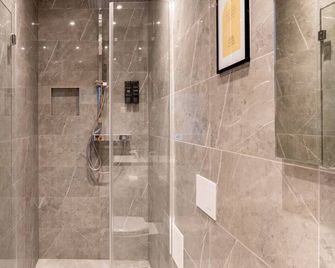 COY Apartments Purkersdorf - Garden Comfort for Work Family near Vienna - Purkersdorf - Bathroom