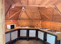 Camping Dolce Sole - Marina di Massa - Kitchen