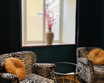 Åhus Gästgivaregård - Åhus - Living room