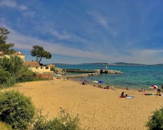 Hotel Villa Des Anges - Grimaud - Beach